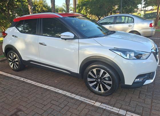 NISSAN KICKS 1.6 16V FLEXSTART SL 4P XTRONIC
